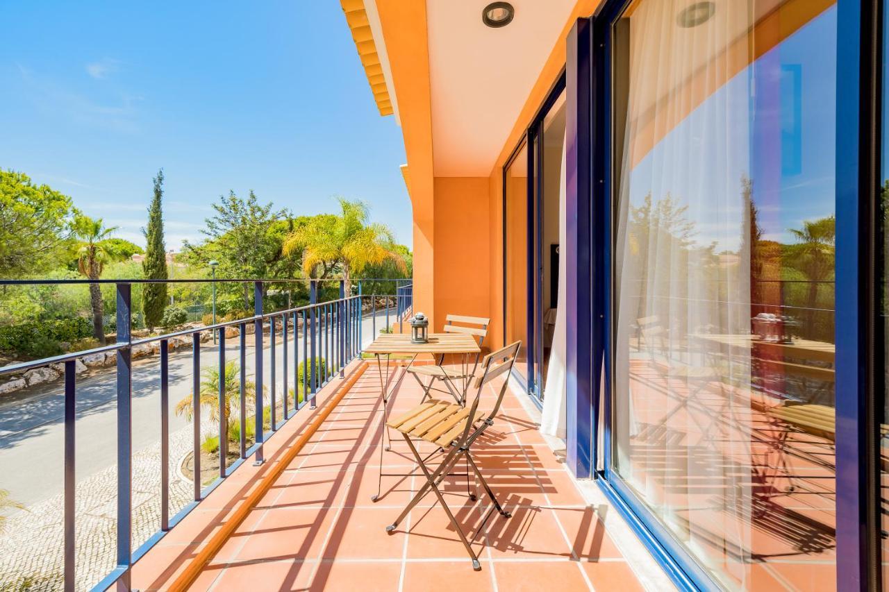 Al - Apartamentos Vila Sol F5 Bloco 3 Картейра Экстерьер фото