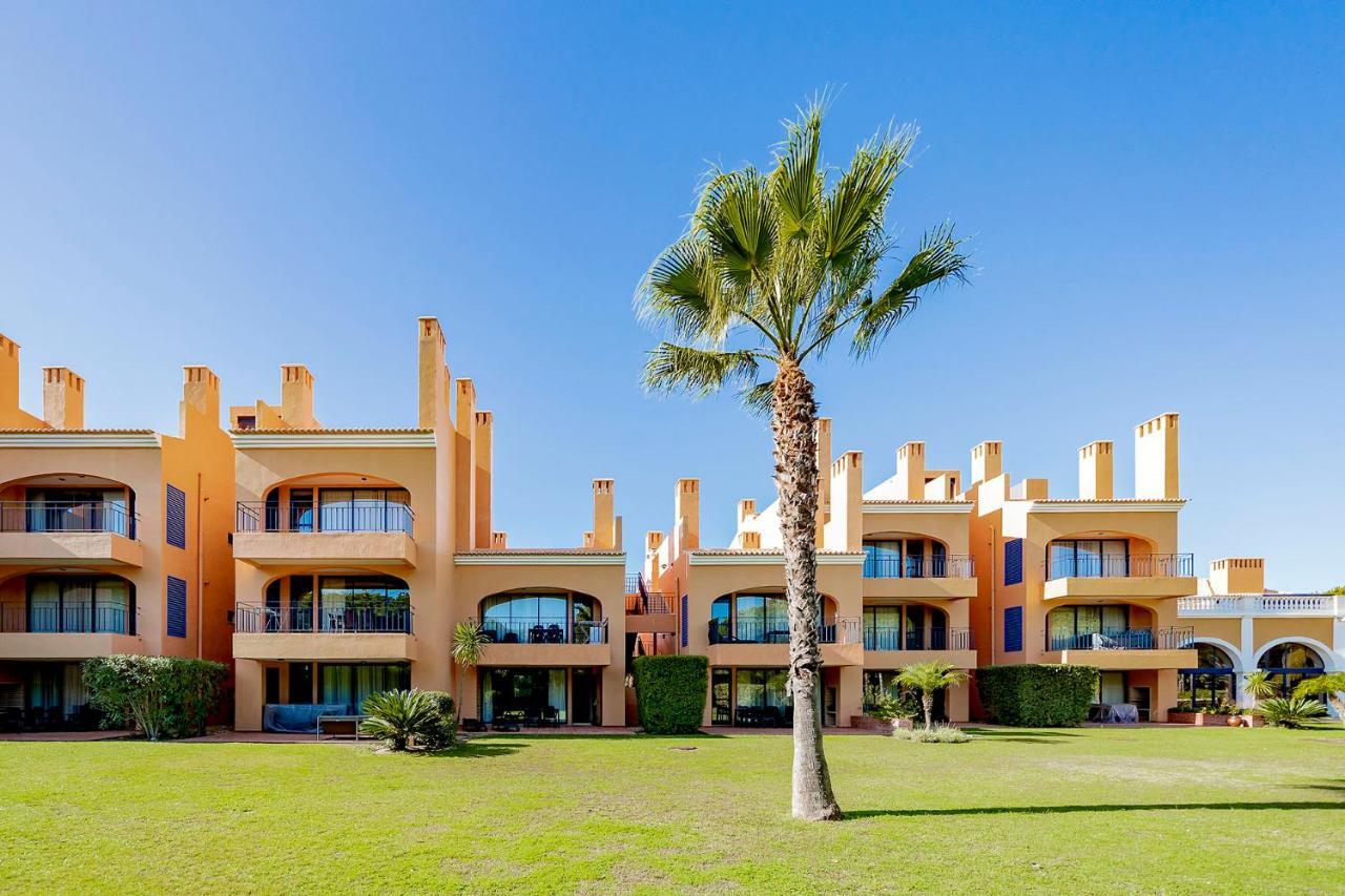 Al - Apartamentos Vila Sol F5 Bloco 3 Картейра Экстерьер фото