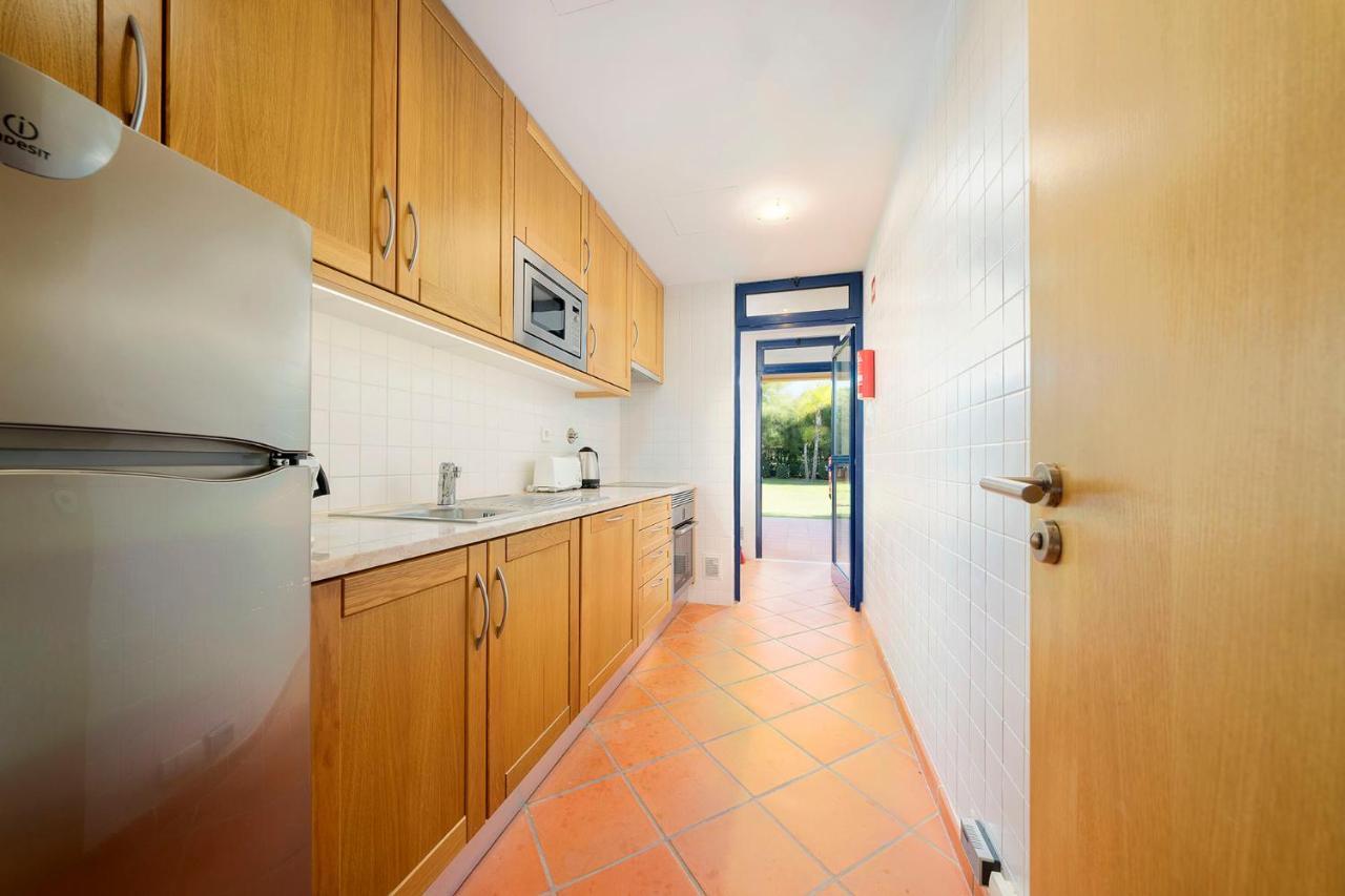 Al - Apartamentos Vila Sol F5 Bloco 3 Картейра Экстерьер фото