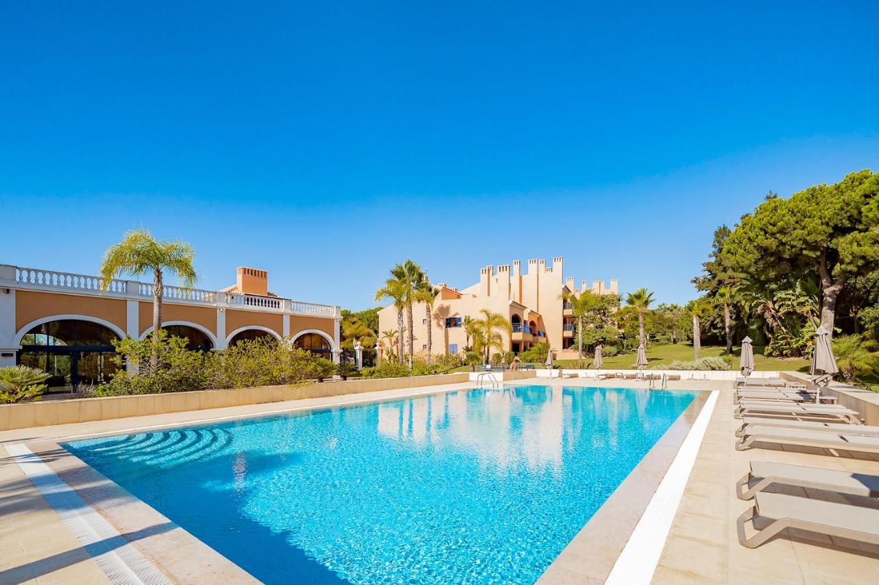 Al - Apartamentos Vila Sol F5 Bloco 3 Картейра Экстерьер фото