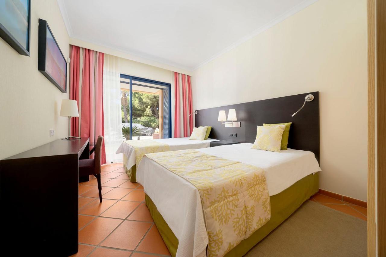 Al - Apartamentos Vila Sol F5 Bloco 3 Картейра Экстерьер фото